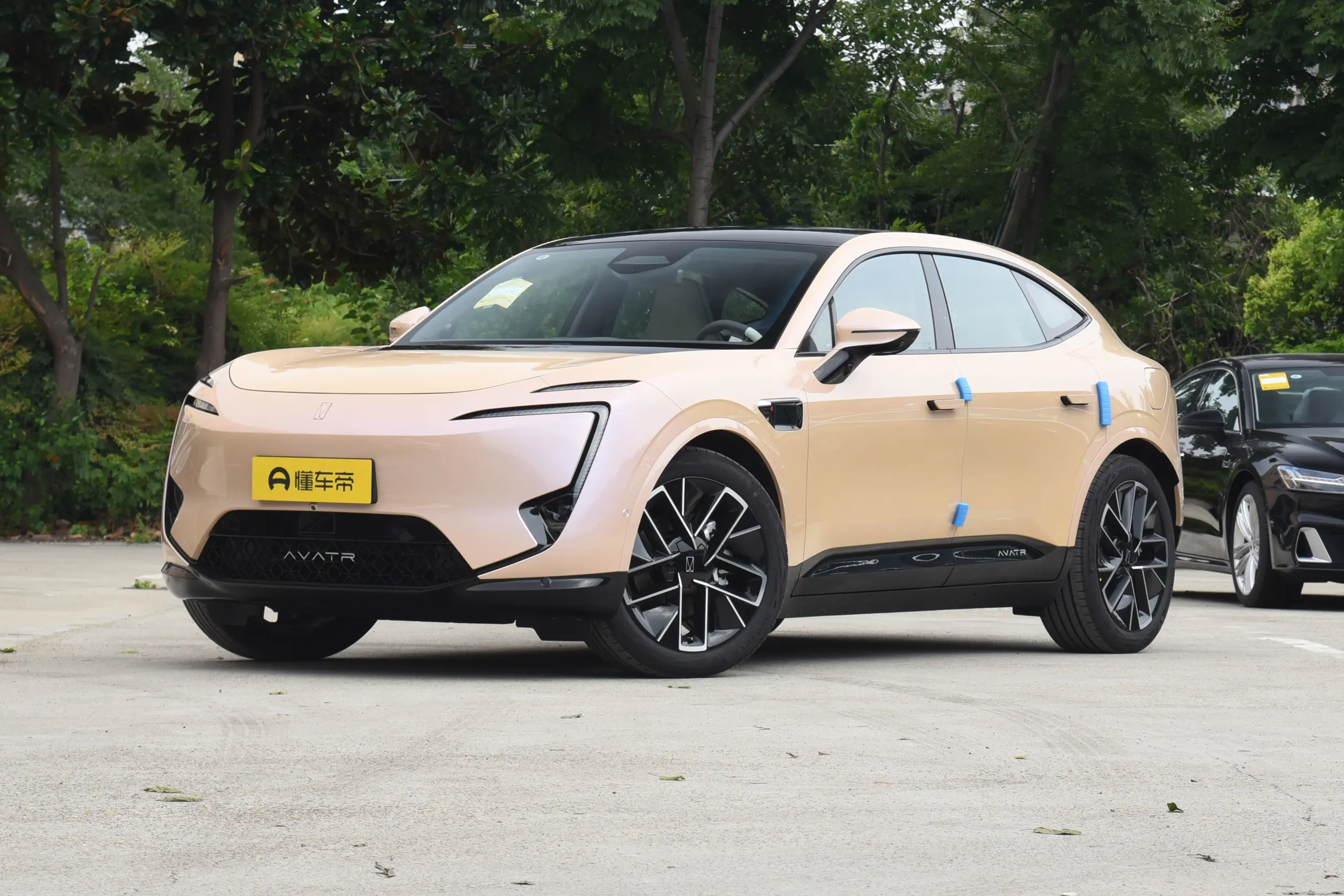 Avatr 11 EV