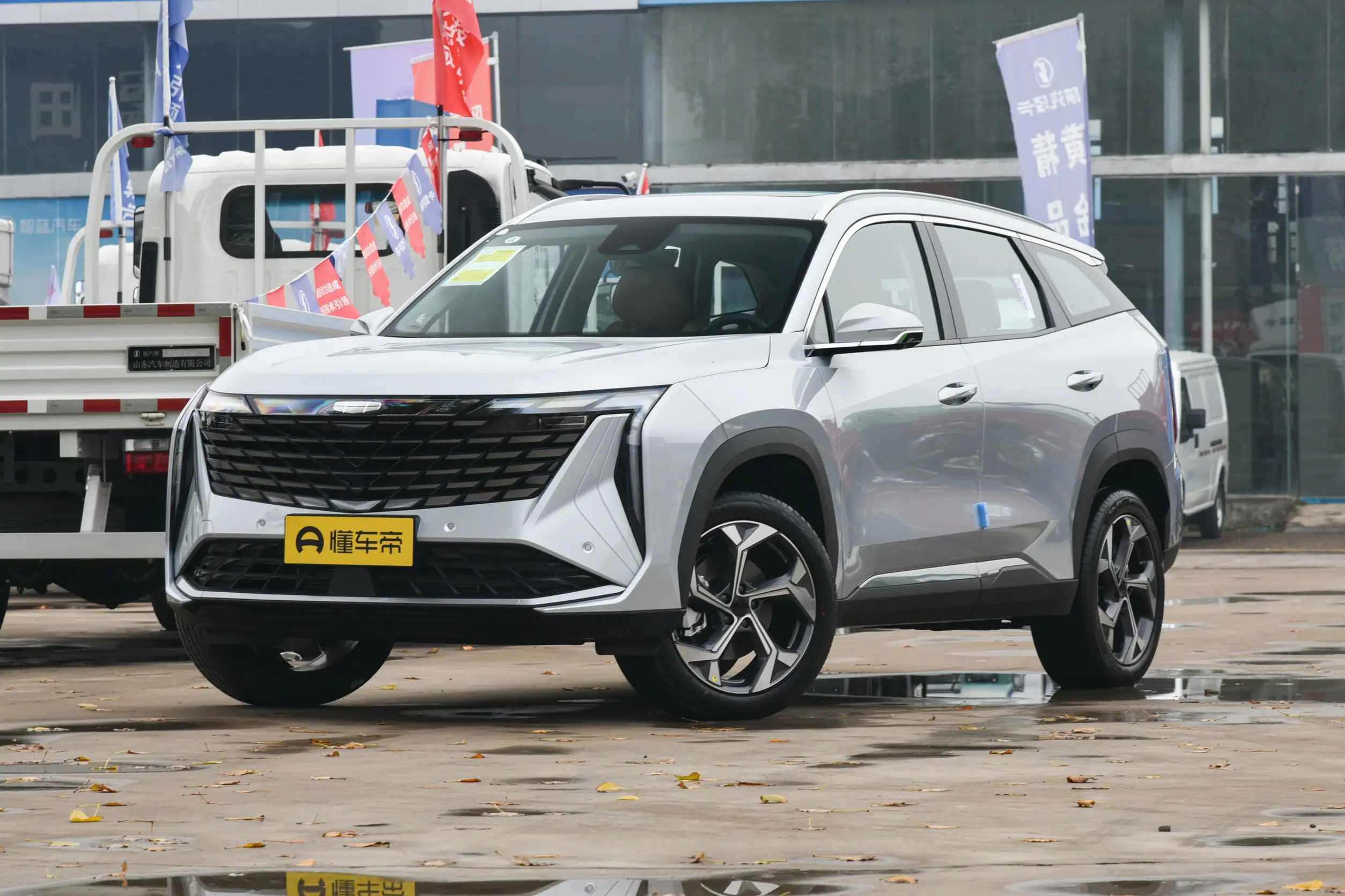 Geely atlas pro 2023 новый. Новый geely atlas 2023. Tata curvv. Geely boyue l 2023. Новые китайские автомобили 2023.