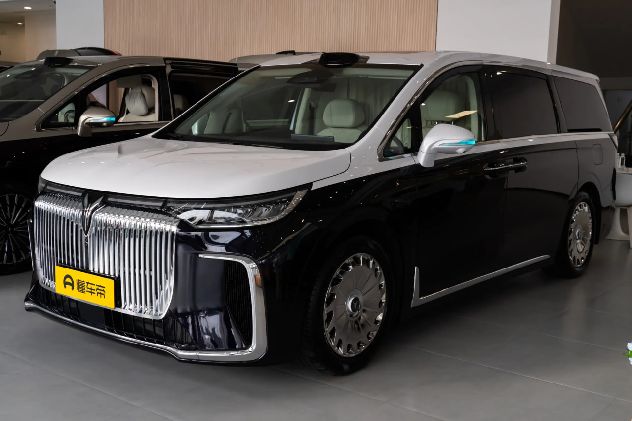 Автомобиль Voyah Voyah Dreamer PHEV (2026)