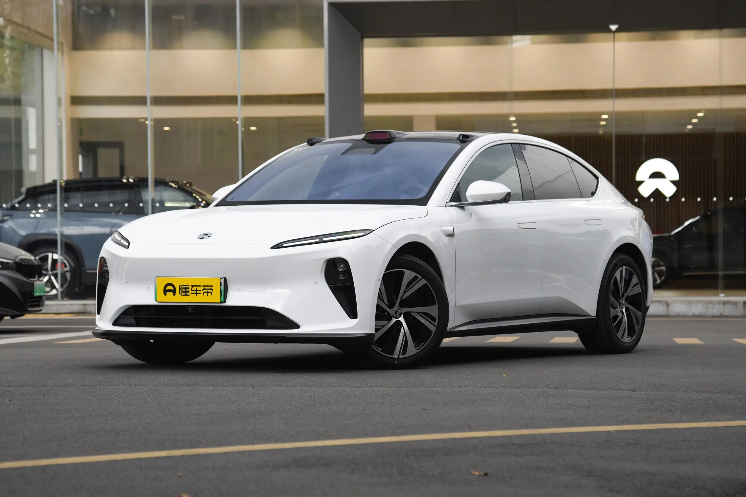 NIO ET5