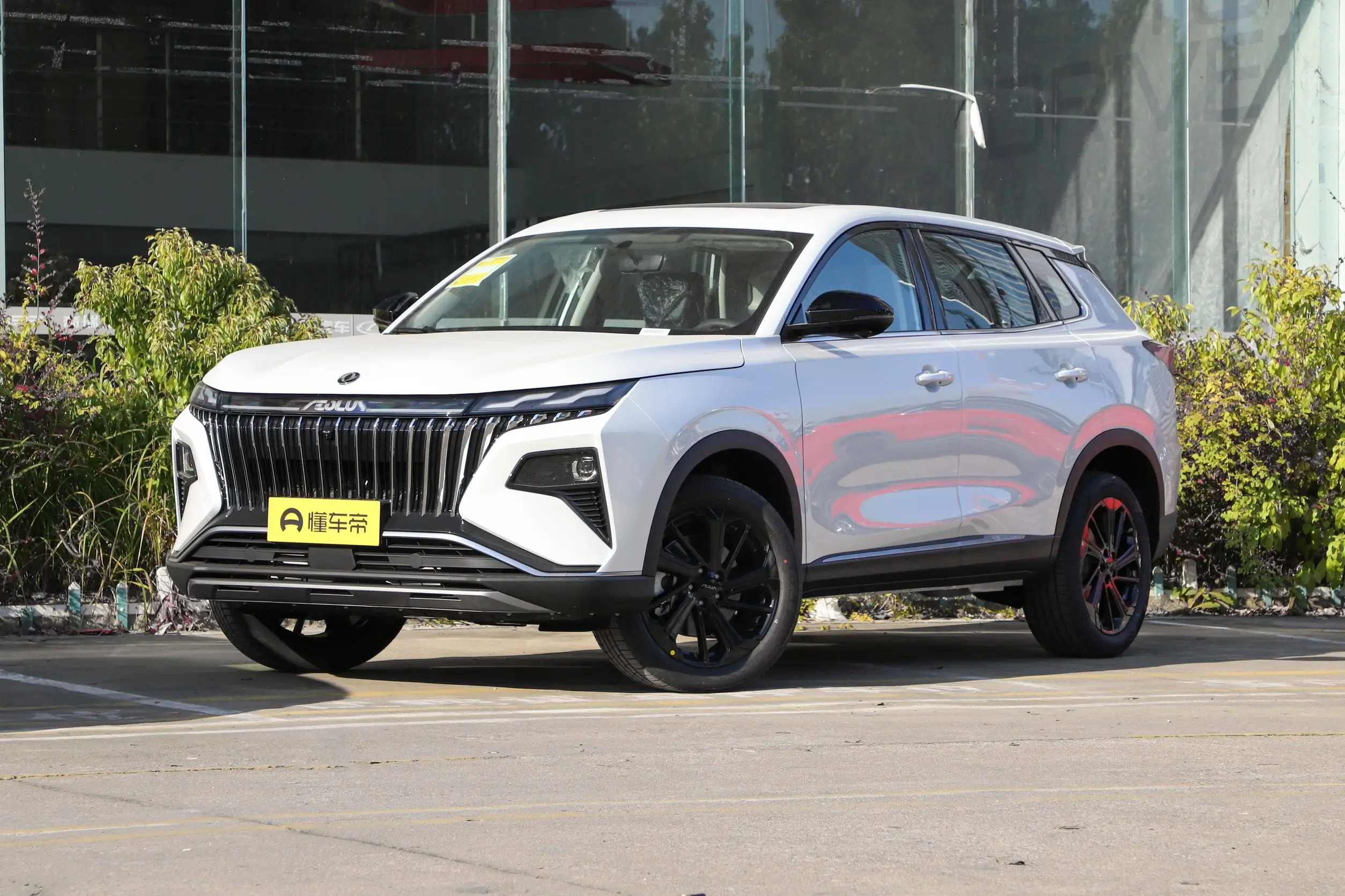 Автомобиль Dongfeng Huge (Aeolus) (2026)