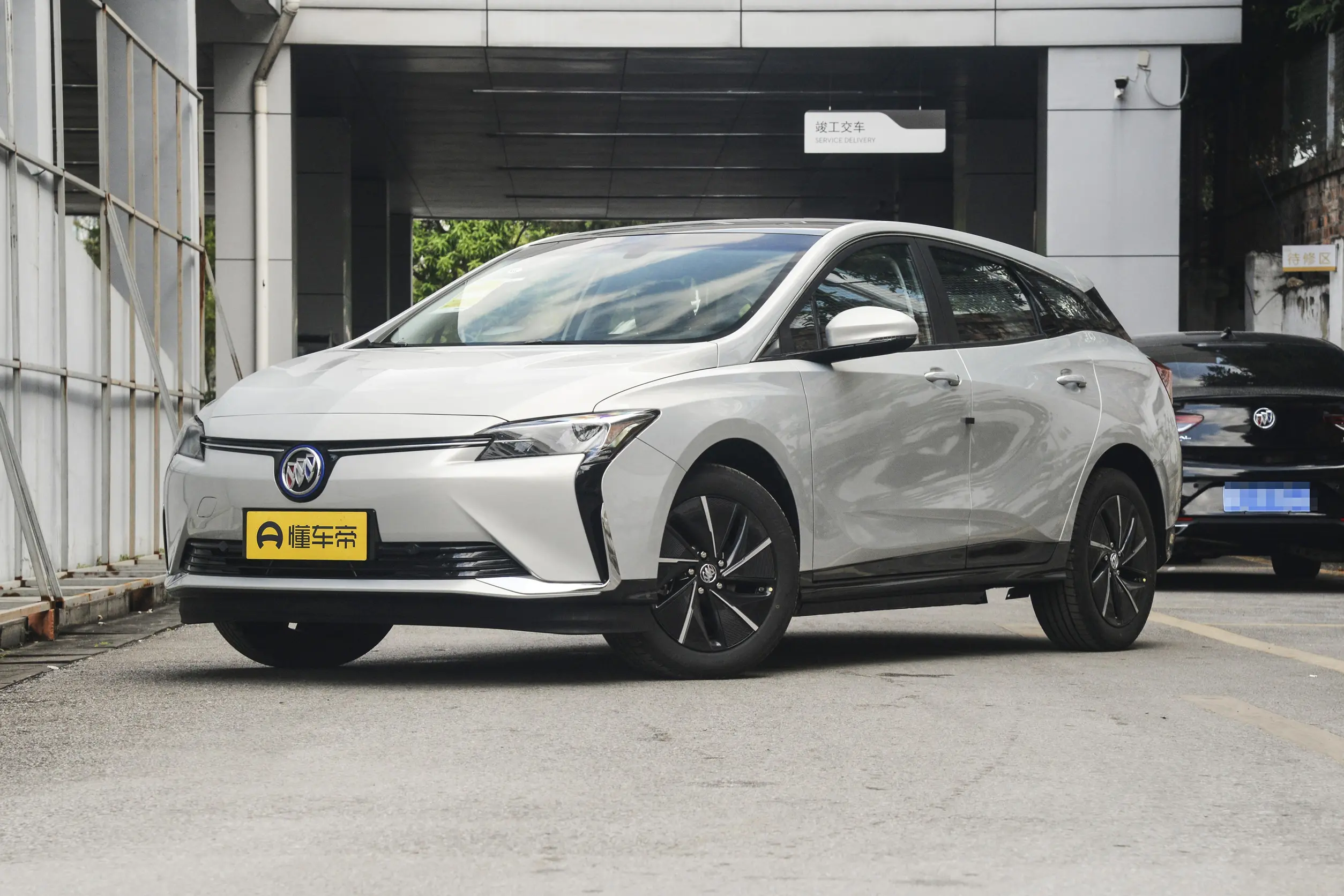 Buick Velite 6