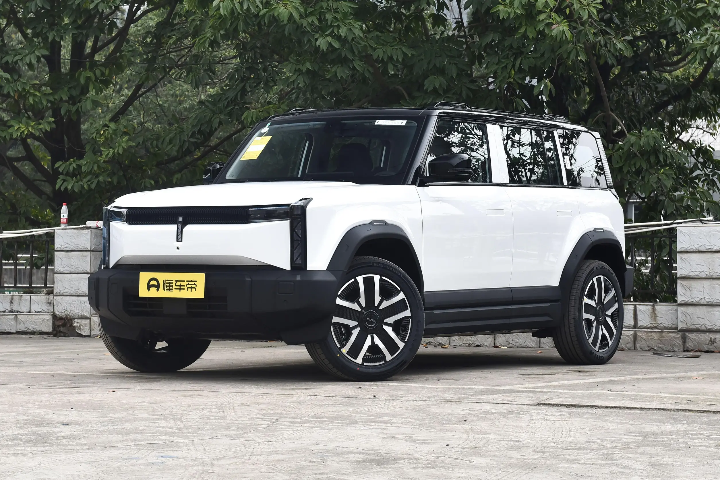 Автомобиль iCAR 03 (2024)