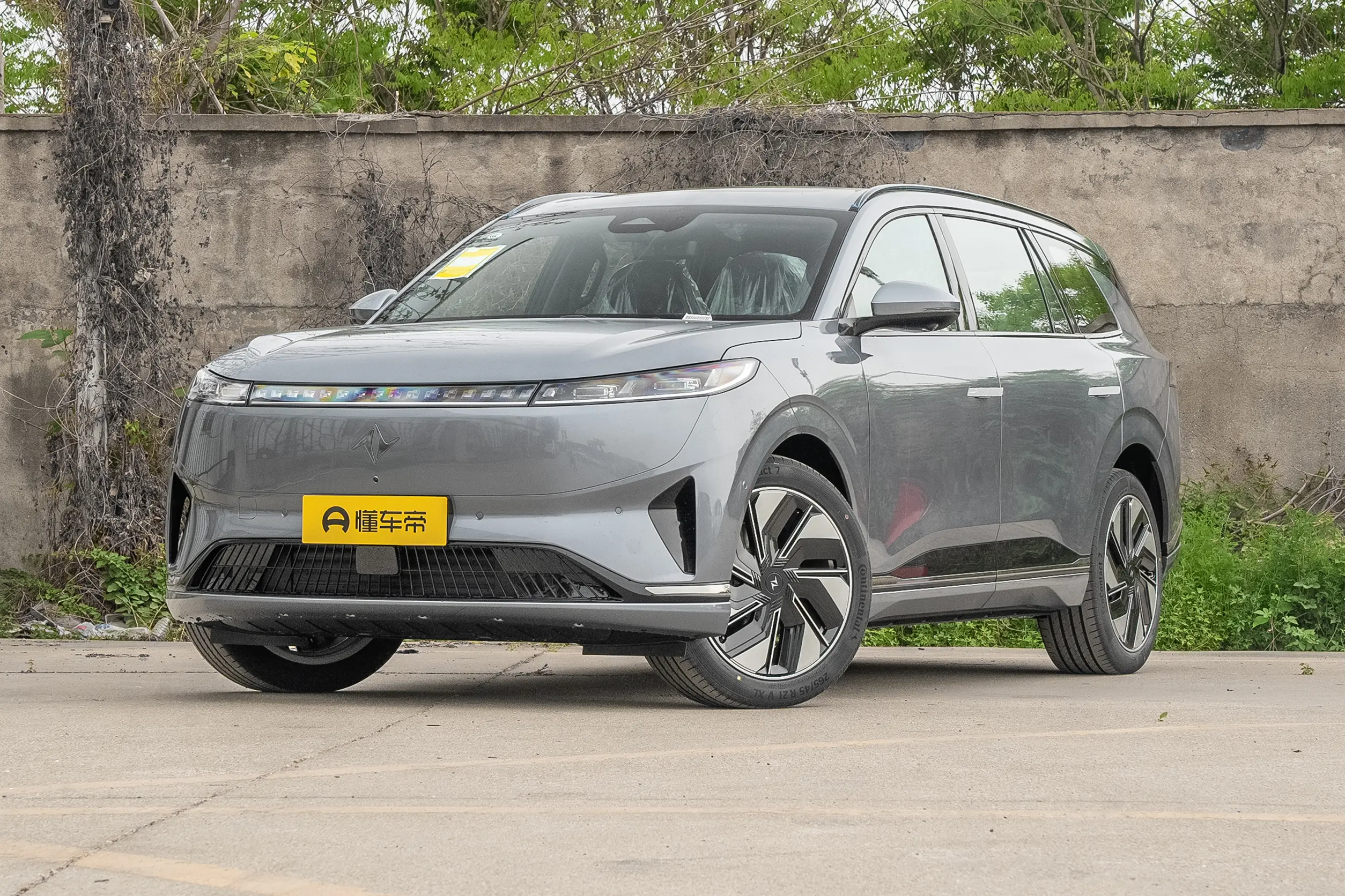Dongfeng eπ008 EV