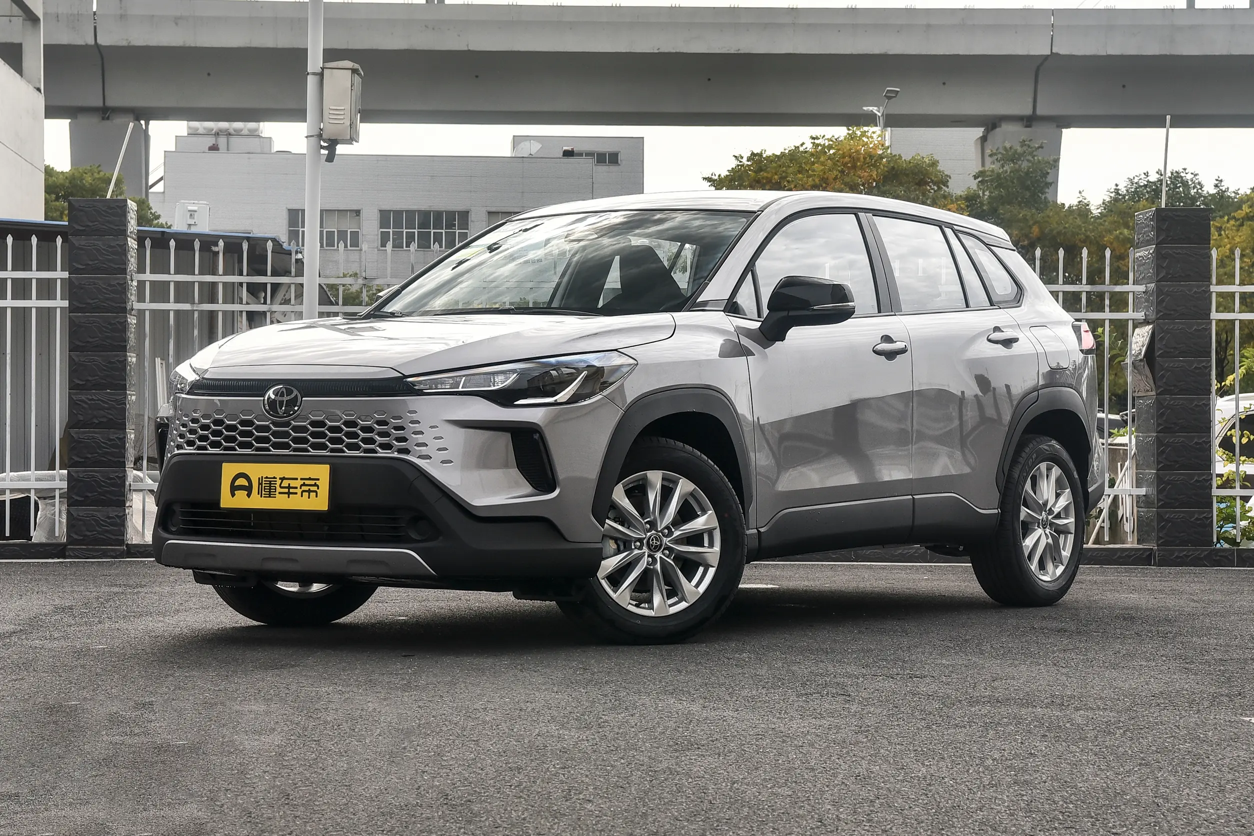  Corolla Cross (Sharp)