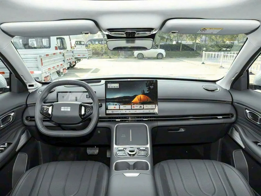 geely-galaxy-starship-7-em-i-1