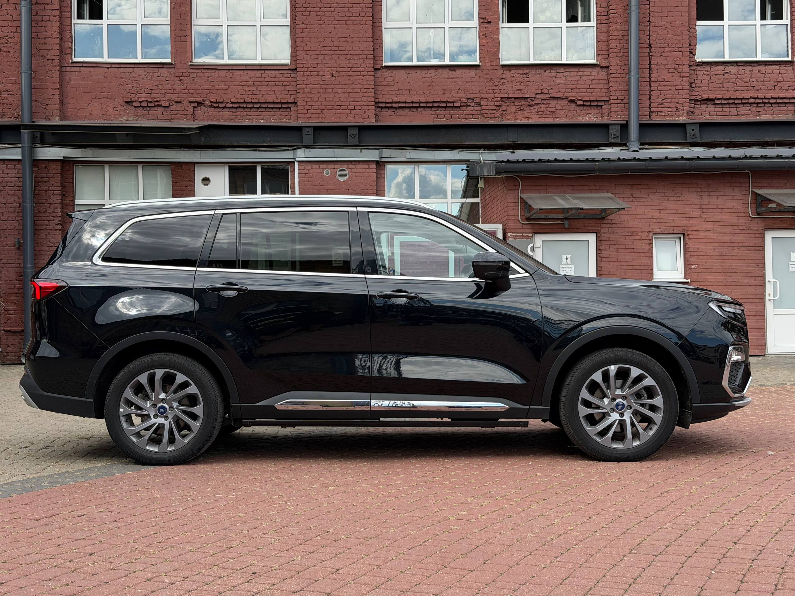  Ford Equator Titanium Б/У В НАЛИЧИИ В МИНСКЕ