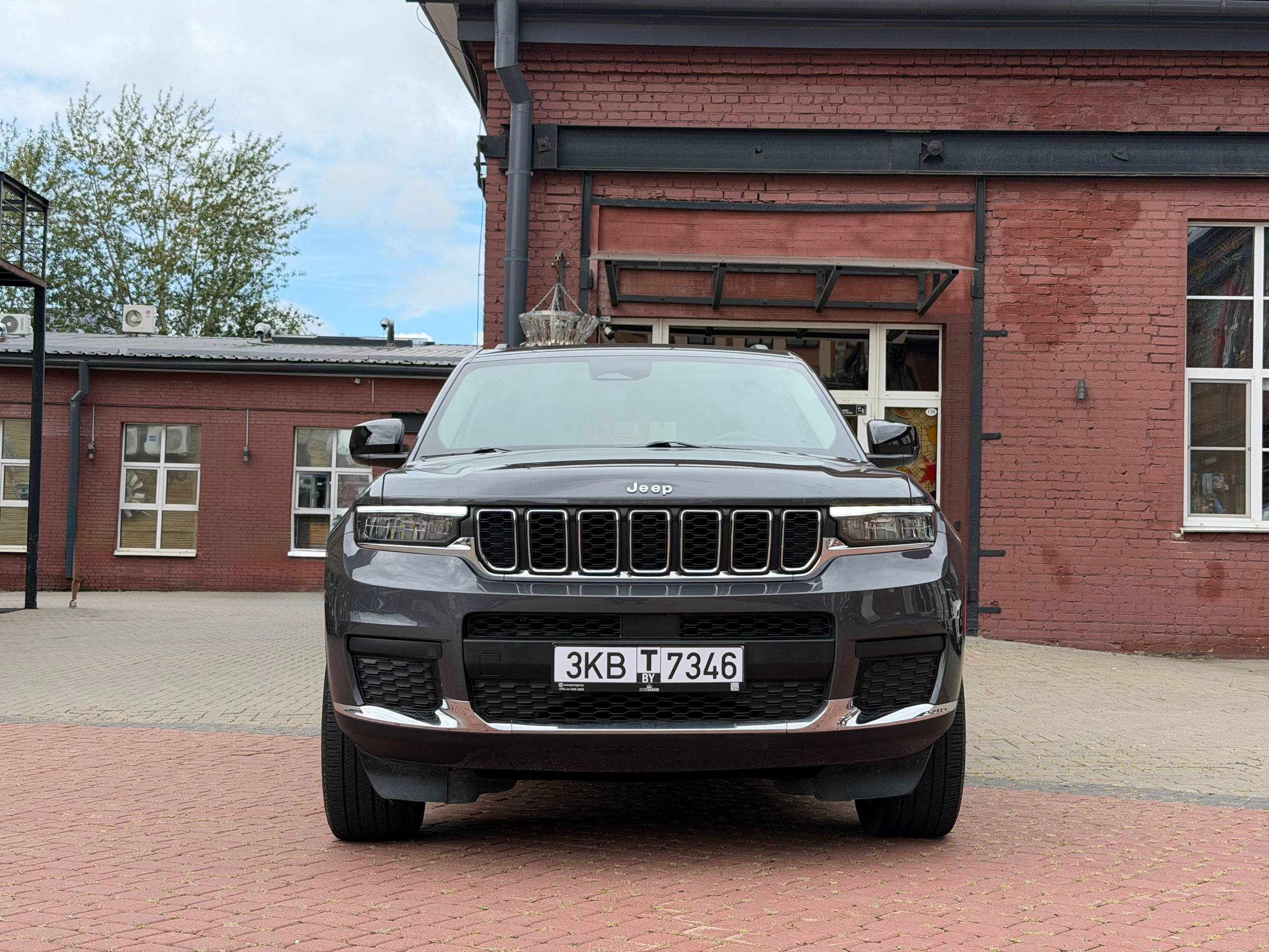  JEEP GRAND CHEROKEE L LAREDO В НАЛИЧИИ В МИНСКЕ