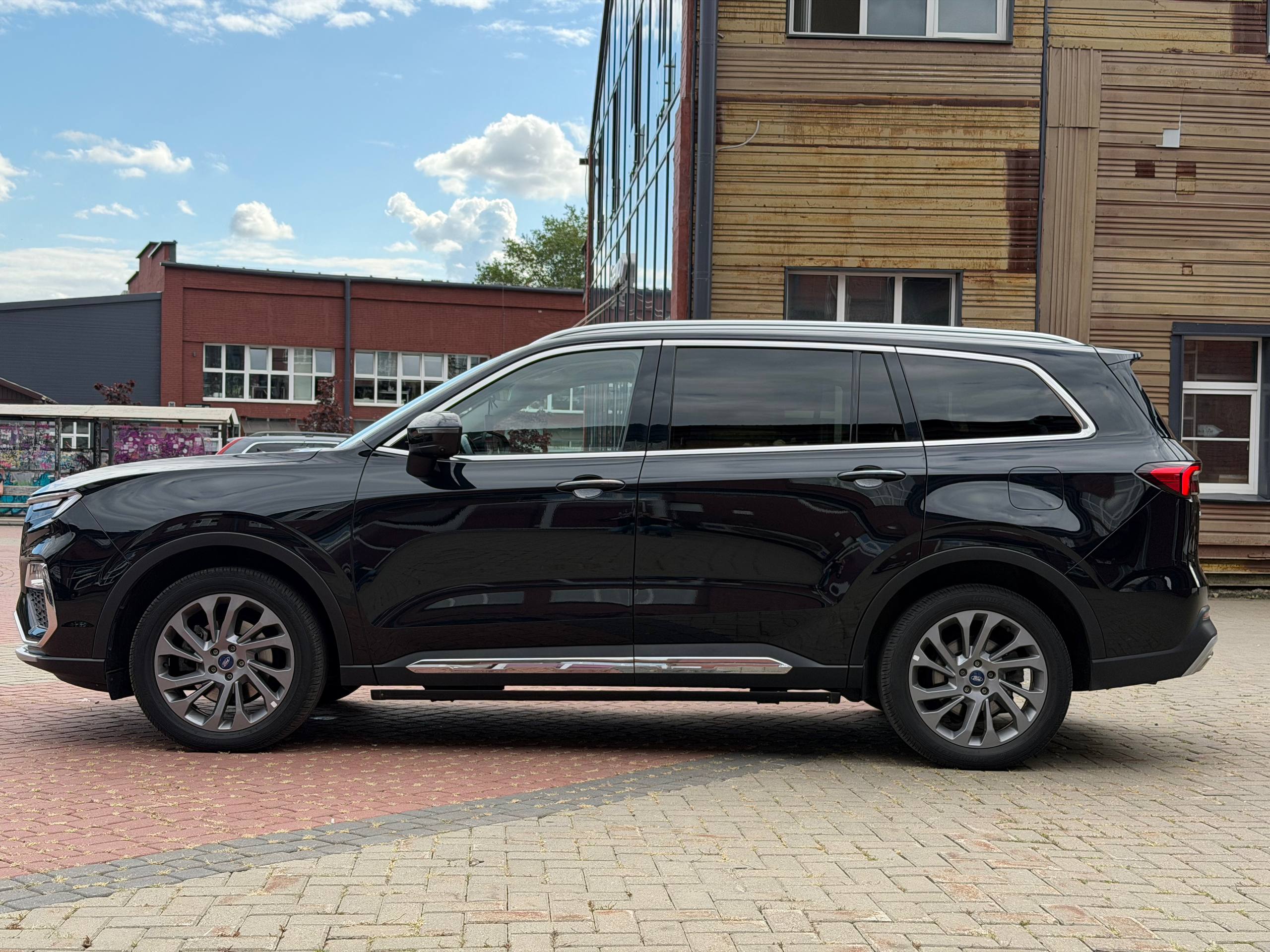  Ford Equator Titanium Б/У В НАЛИЧИИ В МИНСКЕ