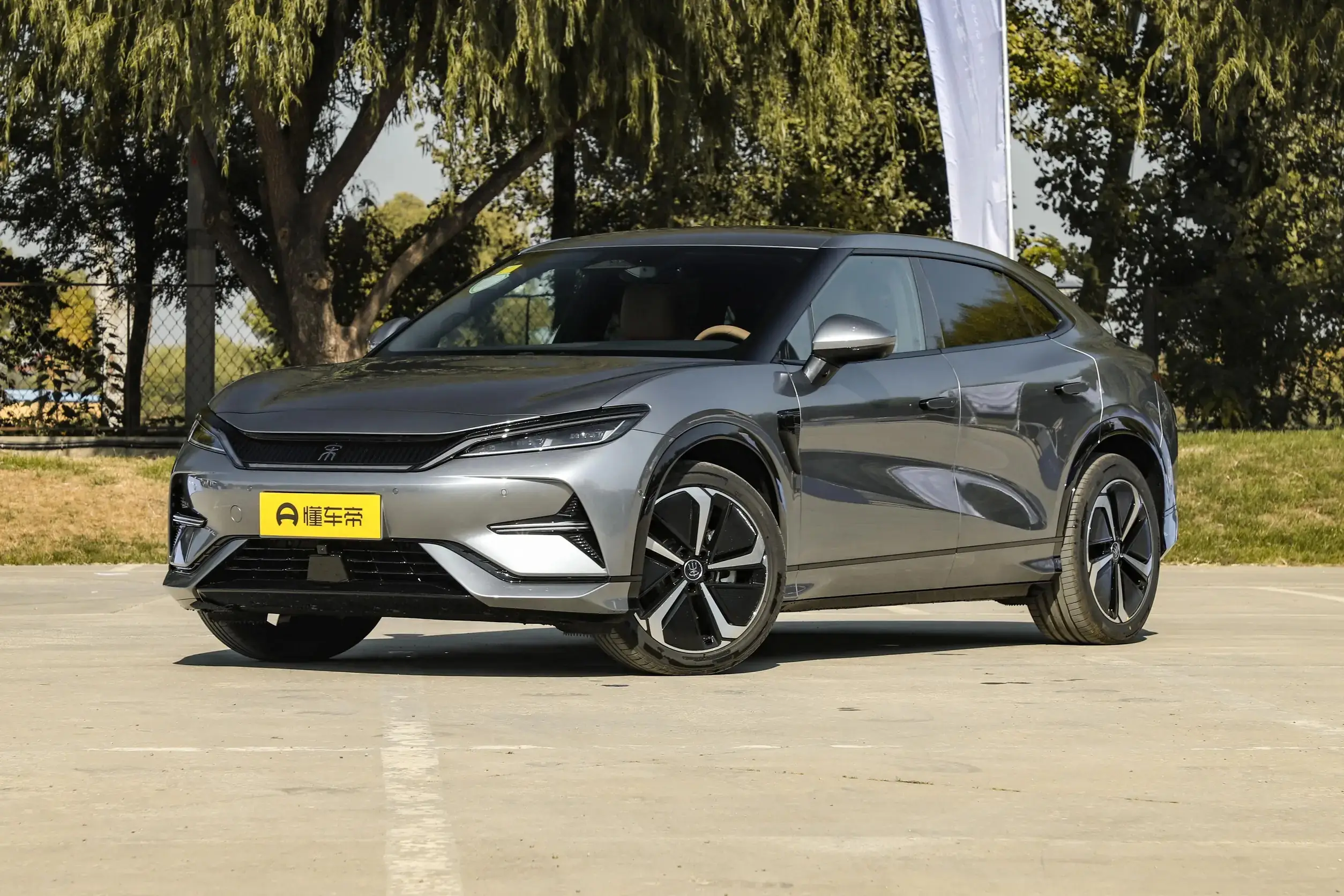 BYD Song L EV