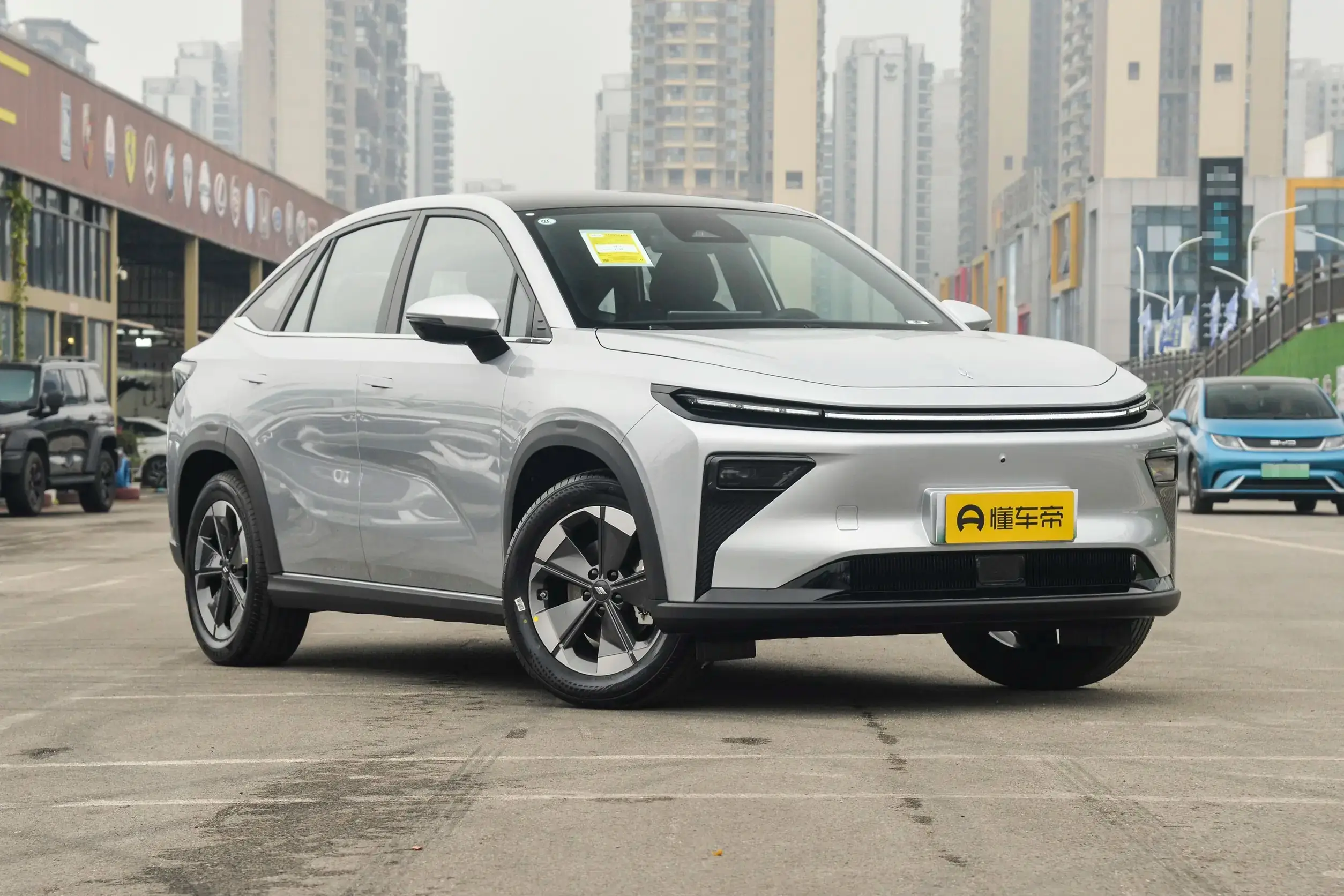Geely Livan 7