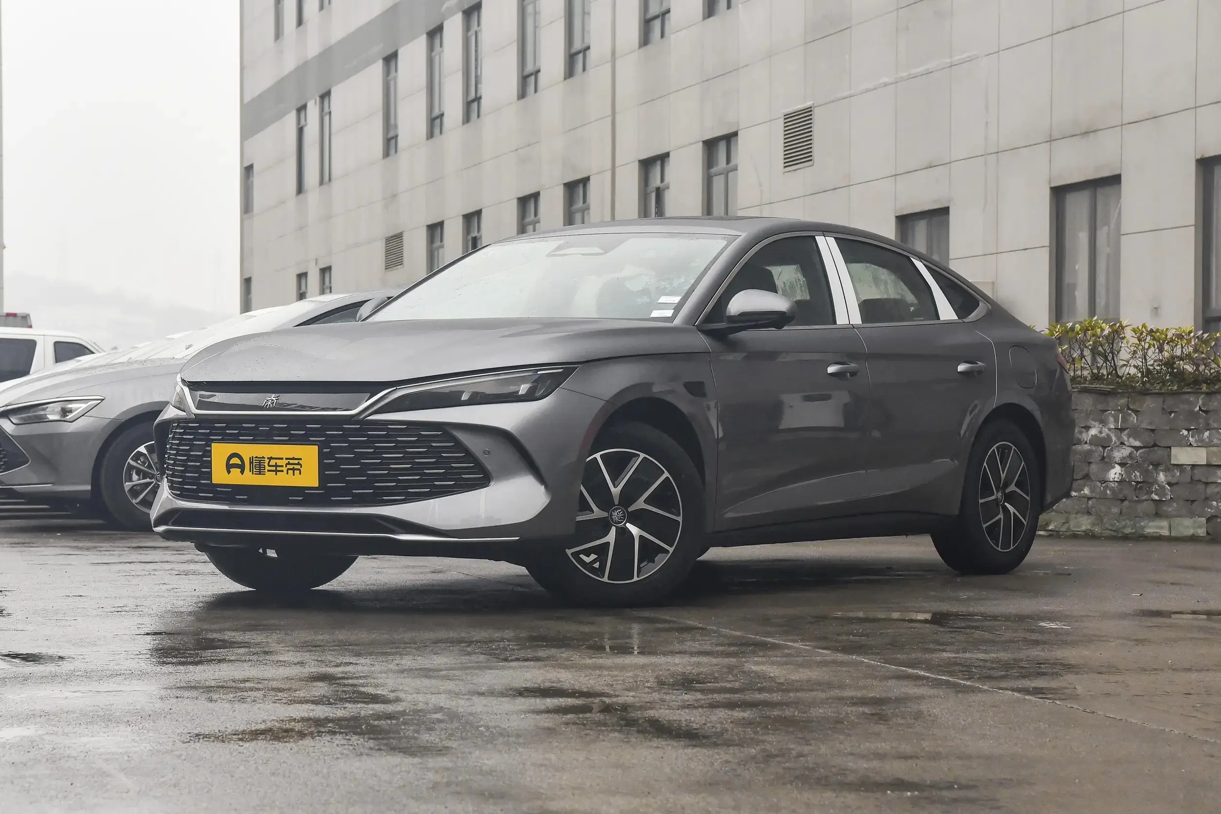 BYD Qin L Dm-i
