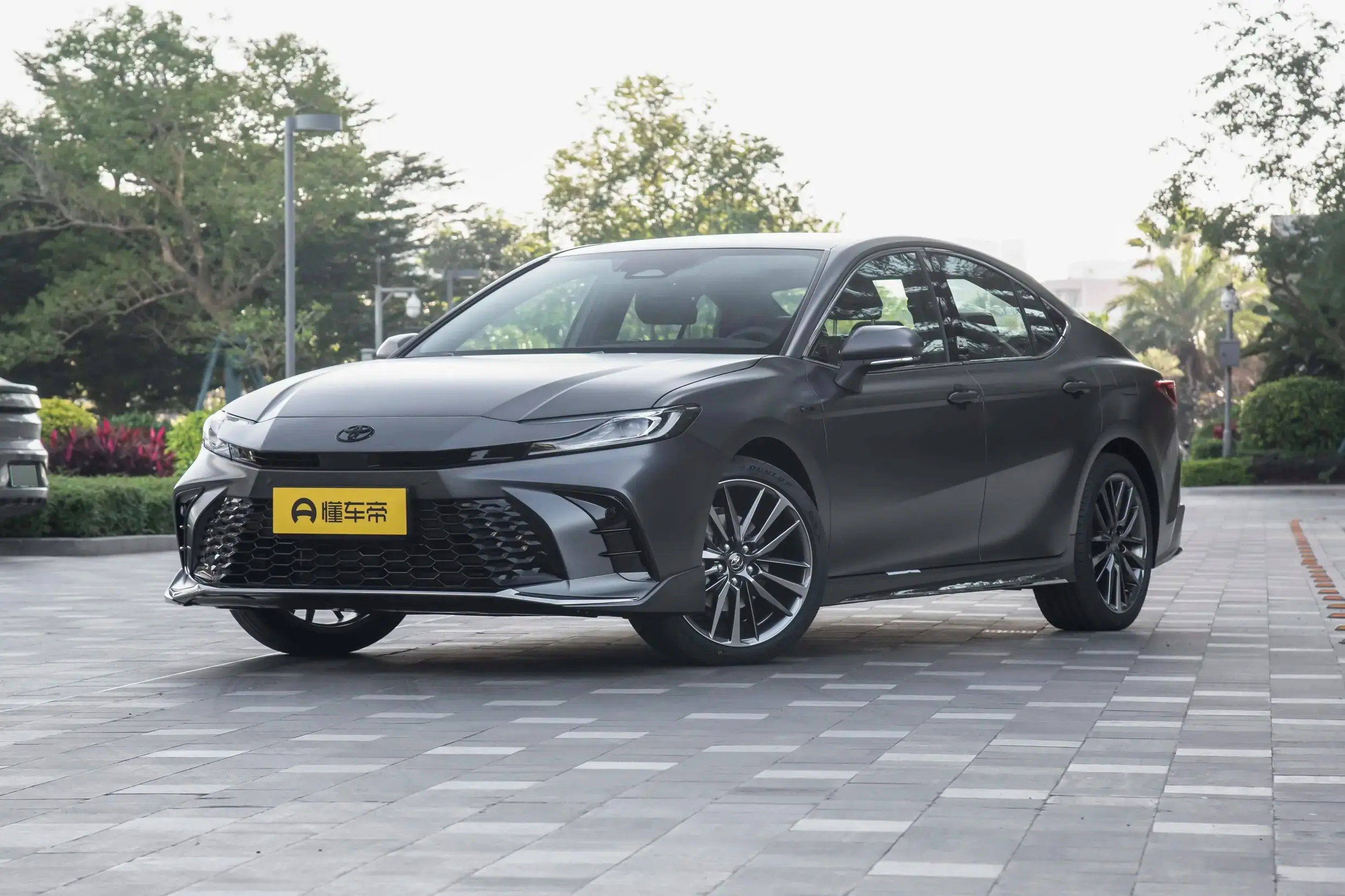 Toyota Camry Hybrid