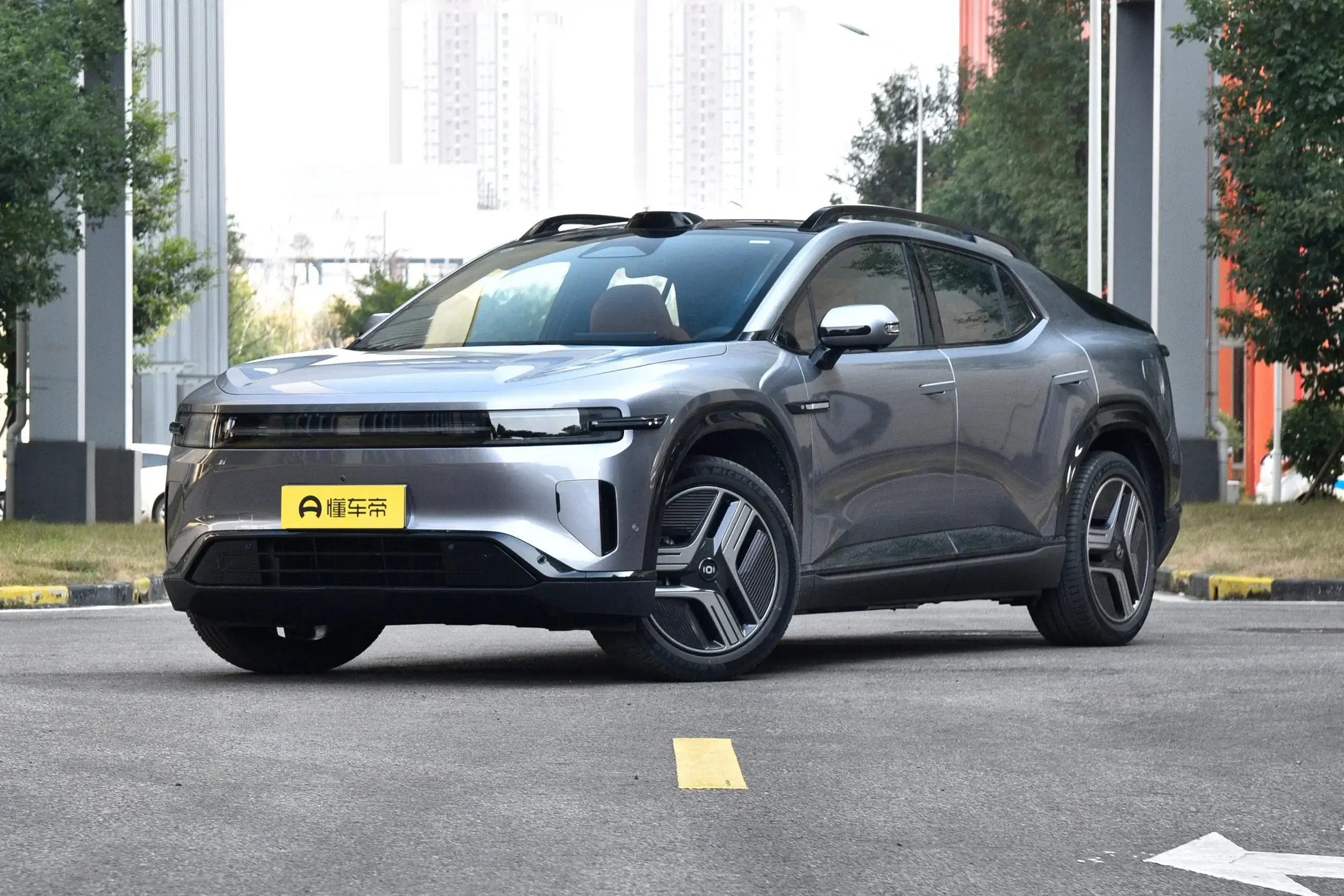 Changan Nevo E07 Hybrid