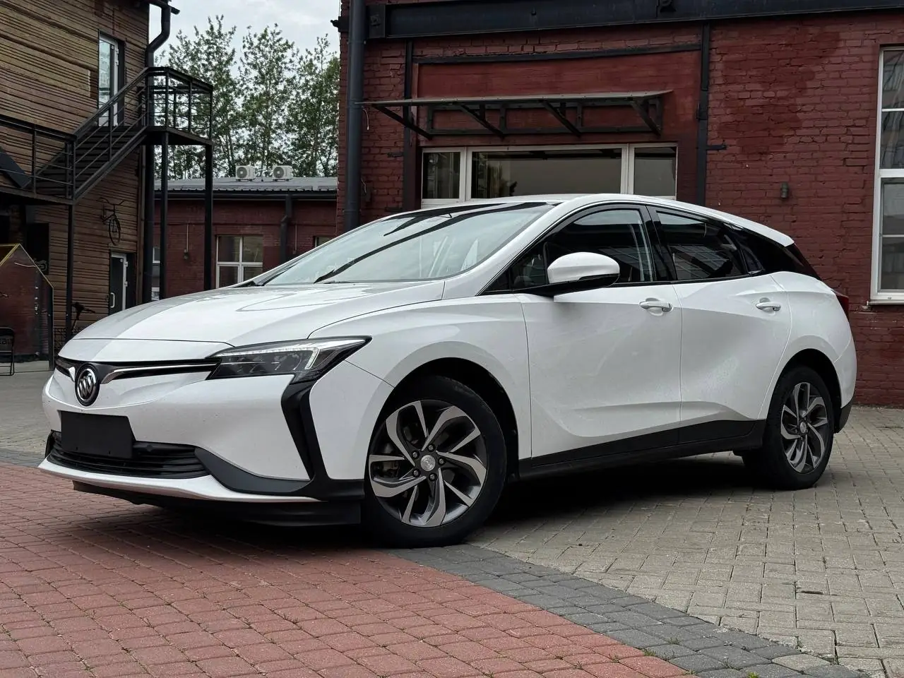 Buick VELITE 6 Fashion version Б/У