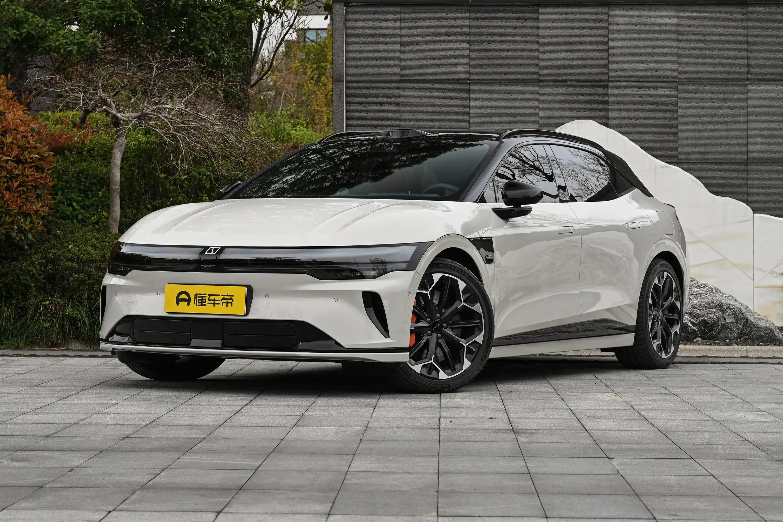 ZEEKR 007 GT