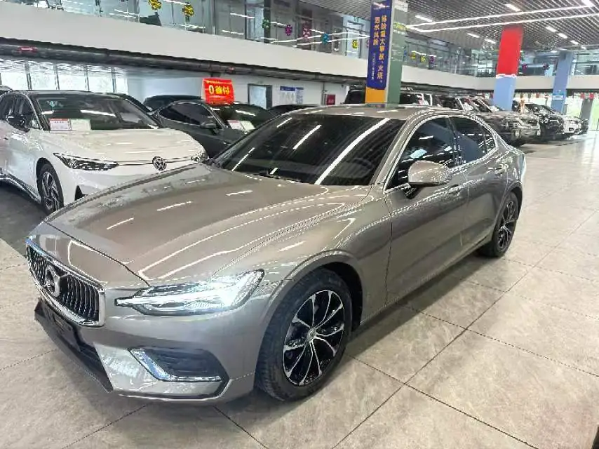 Volvo S60 Luxury version Б/У